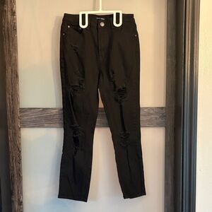 Almost Famous Black Distressed Jeans Women's Size 5